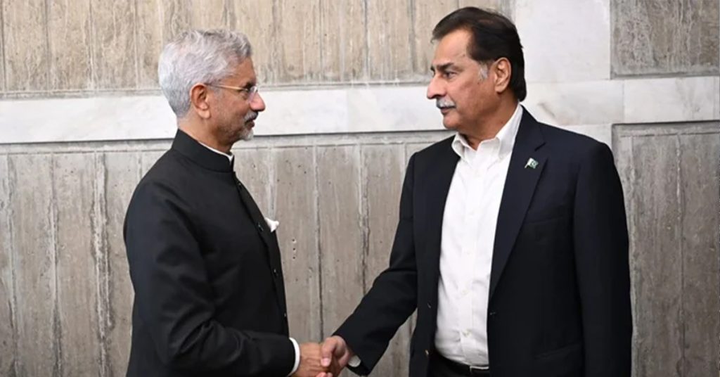 What Jaishankar’s Dhaka Encounter Signals for Pakistan-India Relations