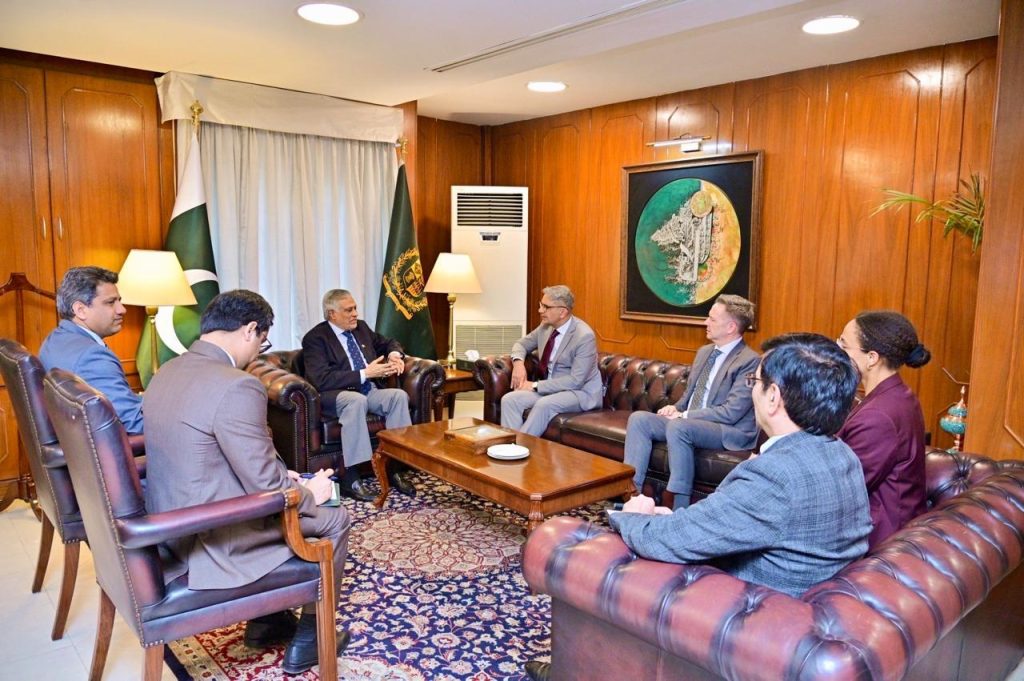 Pakistan-Canada Engagement Strengthens as Dar Meets Canadian Envoy