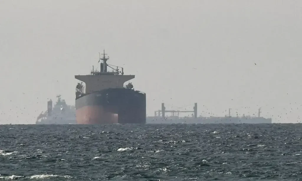 Pakistan Facilitates Return of 20 Iranian Sailors After US-Seized Tanker Incident
